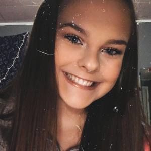 Meet your Posher, Mallory